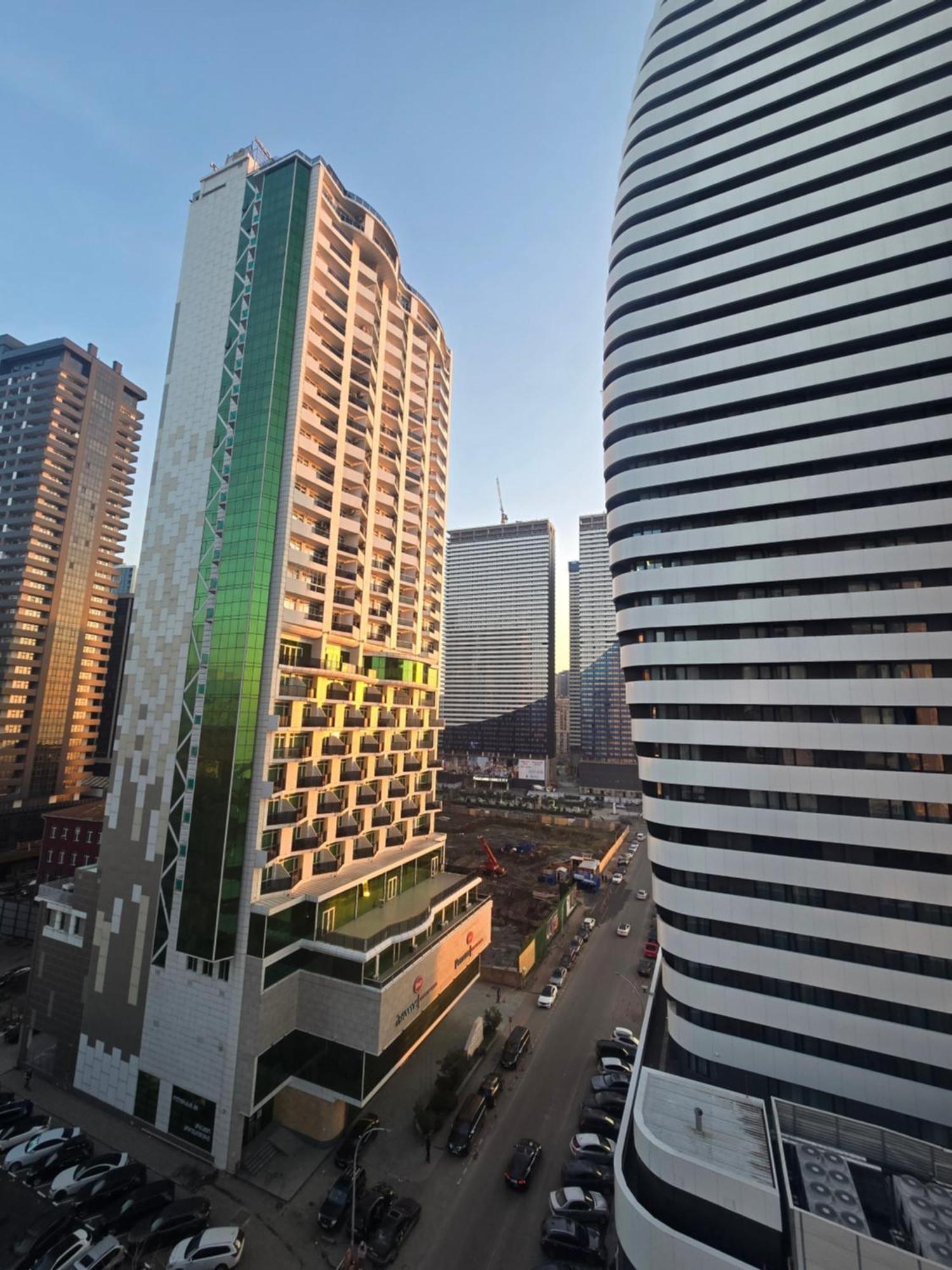 Apartment Roin บาทูมิ ภายนอก รูปภาพ
